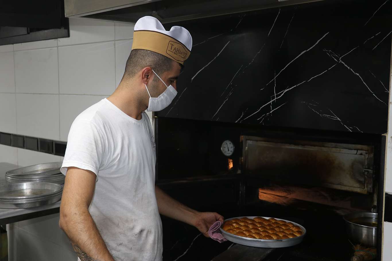 Baklavacılarda “tatlı” bayram telaşı